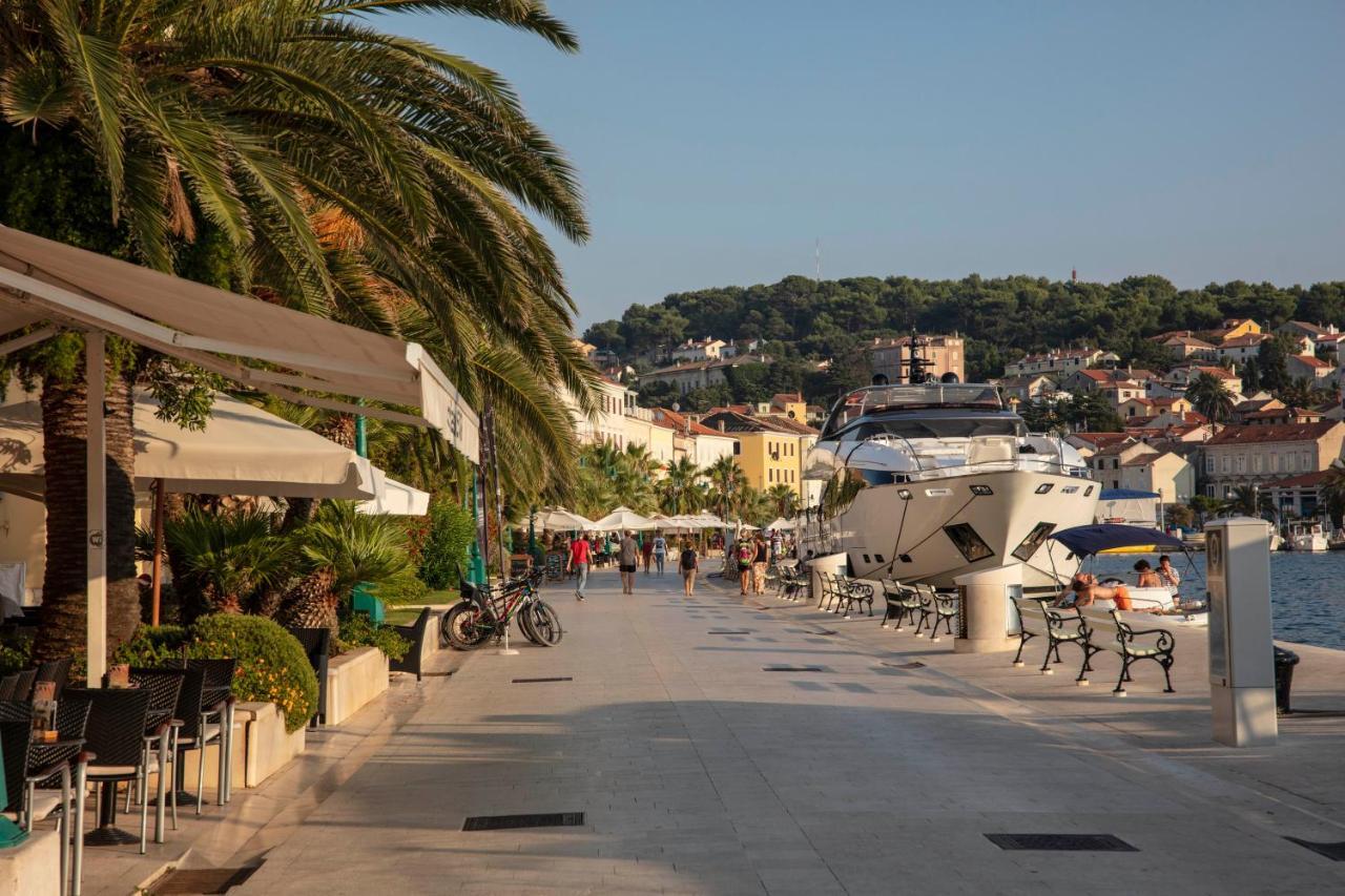 Hotel Aurora Mali Lošinj Εξωτερικό φωτογραφία